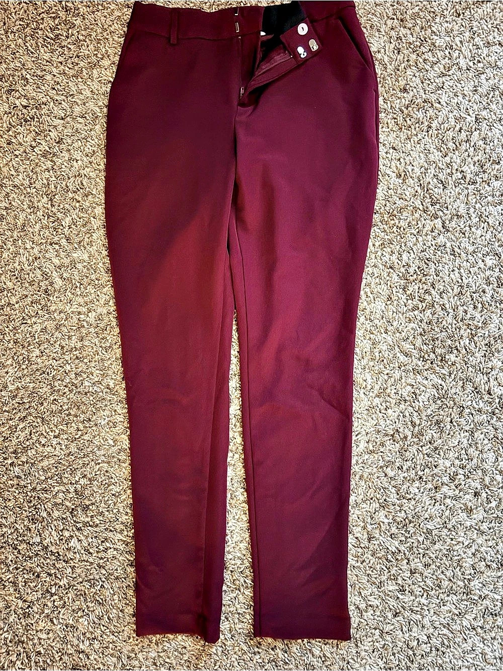 Nine West Mid Rise Skinny Pants in Burgundy Size 2